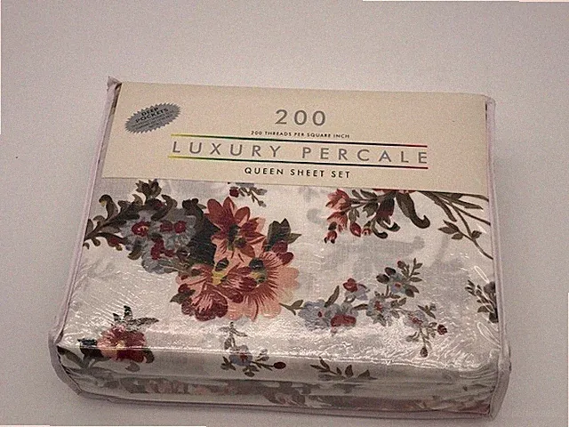 200 Thread Count 45% Cotton 55% Polyester Bed Sheets Solid Deep Pocket Sheet Set