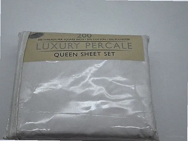 200 Thread Count 50% Cotton 50% Polyester Bed Sheets Solid Deep Pocket Sheet Set