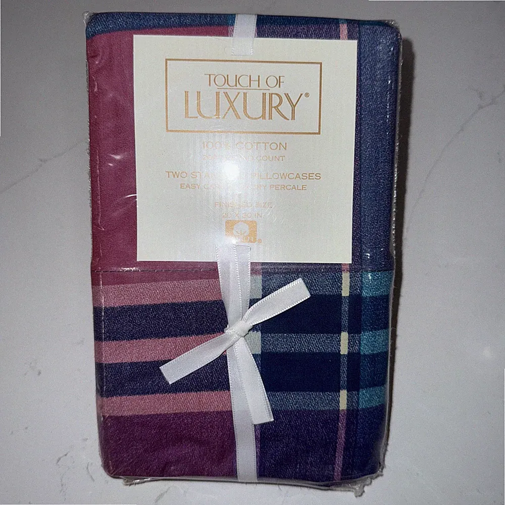 Touch Of Luxury 100% cotton 200 thread count standard pillowcases, Plaid, USA
