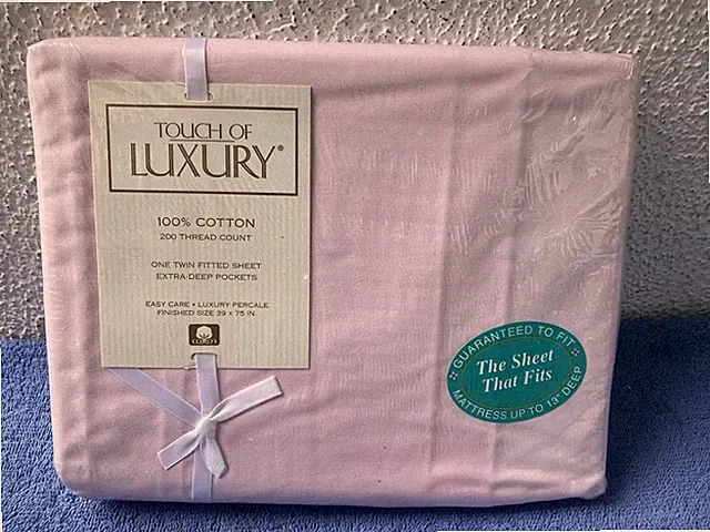 Touch Of Luxury 200 Thread Count One Twin Fitted Sheet Extra Deep Pockets